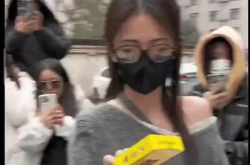 吃瓜娱乐八卦网红视频,揭秘吃瓜娱乐视频背后的秘密
