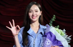 为什么说唐嫣是半个娱乐圈,娱乐圈的半壁江山，人脉遍布的璀璨明星