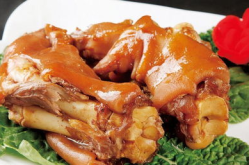 娱乐吃瓜酱吃猪蹄怀孕,竟意外怀孕引发热议